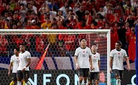 分散高昂的 分散高昂的